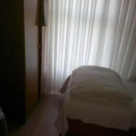 Hotel Ogretmen Evi *