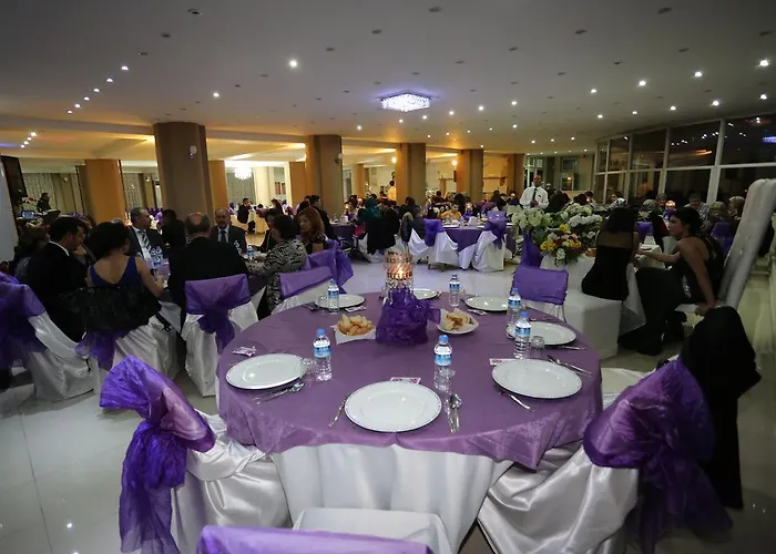 Ogretmen Evi Hotel Bergama