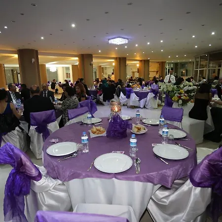 Ogretmen Evi Hotel Bergama