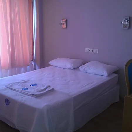 Ogretmen Evi Hotel *