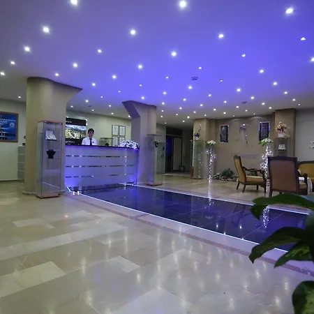 호텔 Ogretmen Evi *